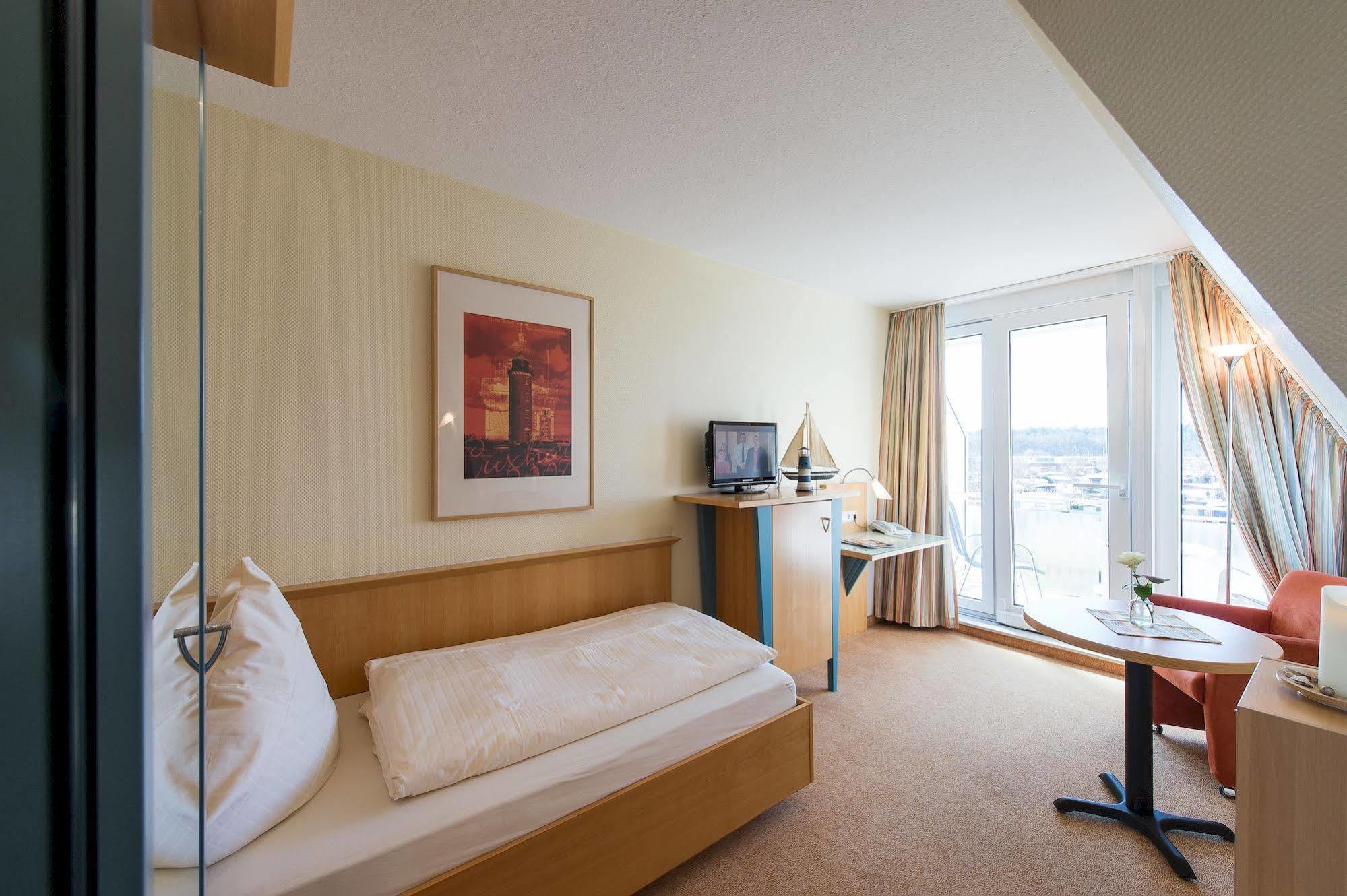 Hotel Muschelgrund Куксгафен Екстер'єр фото